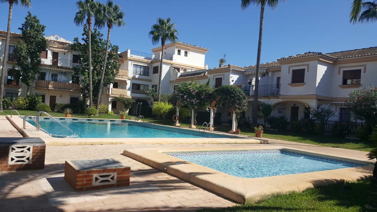 Ricky'S Village El Patio دينايا المظهر الخارجي الصورة